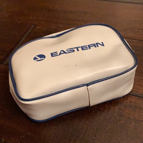 Vintage Eastern Airline Zip Pouch USED - Picture 3 of 6